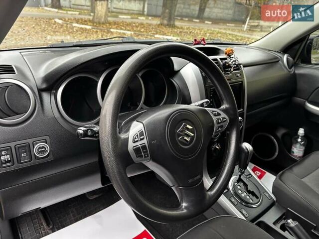 Черный Сузуки Гранд Витара, объемом двигателя 2 л и пробегом 238 тыс. км за 8790 $, фото 23 на Automoto.ua