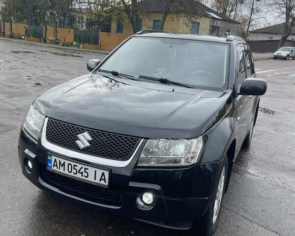 Черный Сузуки Гранд Витара, объемом двигателя 2 л и пробегом 290 тыс. км за 6200 $, фото 2 на Automoto.ua
