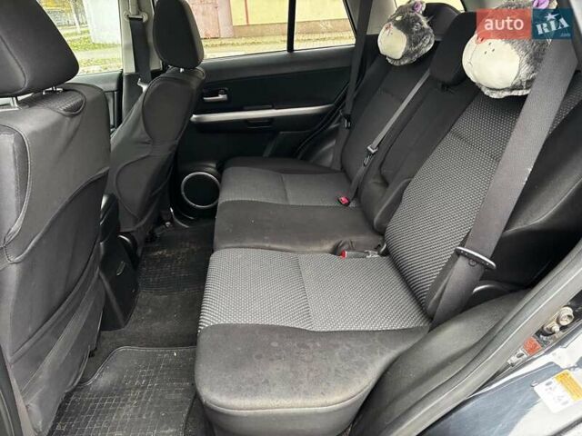 Черный Сузуки Гранд Витара, объемом двигателя 2 л и пробегом 238 тыс. км за 8790 $, фото 14 на Automoto.ua