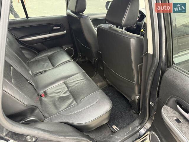 Чорний Сузукі Гранд Вітара, об'ємом двигуна 2.4 л та пробігом 135 тис. км за 8100 $, фото 9 на Automoto.ua