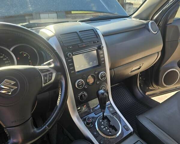 Черный Сузуки Гранд Витара, объемом двигателя 2.4 л и пробегом 175 тыс. км за 11500 $, фото 15 на Automoto.ua