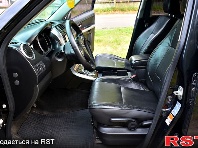 Чорний Сузукі Гранд Вітара, об'ємом двигуна 2 л та пробігом 237 тис. км за 7300 $, фото 8 на Automoto.ua