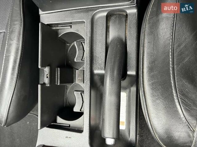 Черный Сузуки Гранд Витара, объемом двигателя 2 л и пробегом 182 тыс. км за 7300 $, фото 8 на Automoto.ua