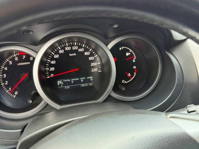 Чорний Сузукі Гранд Вітара, об'ємом двигуна 2.4 л та пробігом 198 тис. км за 7900 $, фото 13 на Automoto.ua