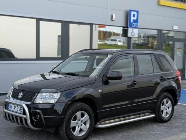 Черный Сузуки Гранд Витара, объемом двигателя 1.9 л и пробегом 185 тыс. км за 3800 $, фото 3 на Automoto.ua