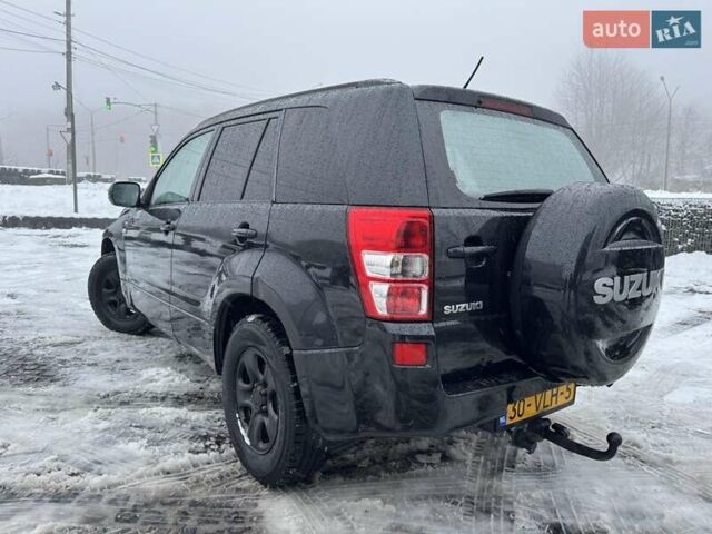 Чорний Сузукі Гранд Вітара, об'ємом двигуна 1.9 л та пробігом 281 тис. км за 4550 $, фото 3 на Automoto.ua