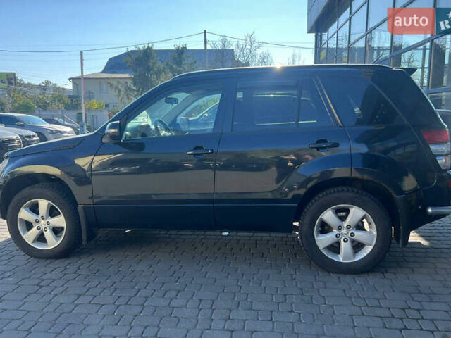 Черный Сузуки Гранд Витара, объемом двигателя 2.39 л и пробегом 290 тыс. км за 6100 $, фото 3 на Automoto.ua