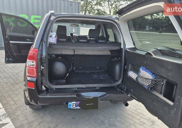 Сузуки Гранд Витара 2008 в Одессе на Automoto.ua Черный Сузуки Гранд Витара, объемом двигателя 2.4 л и пробегом 134 тыс. км за 7000 $, фото 2 на Automoto.ua