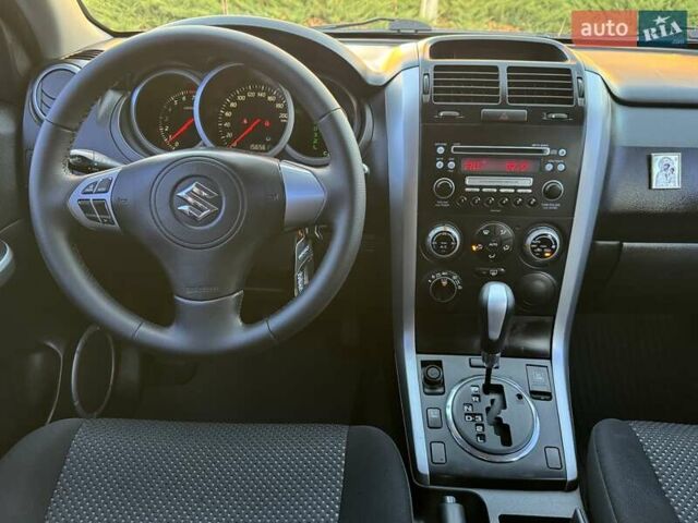 Сузуки Гранд Витара 2008 в Одессе на Automoto.ua Черный Сузуки Гранд Витара, объемом двигателя 2 л и пробегом 154 тыс. км за 7900 $, фото 76 на Automoto.ua