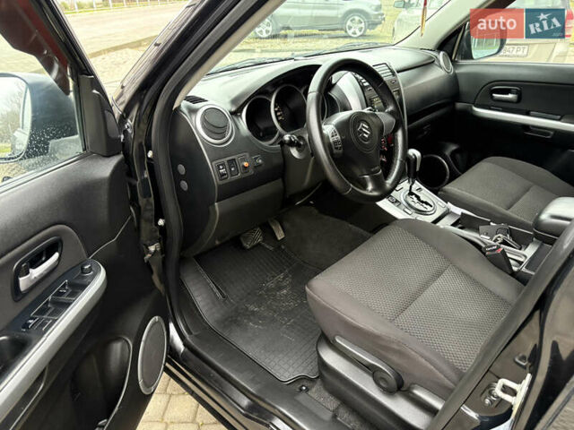 Чорний Сузукі Гранд Вітара, об'ємом двигуна 2.39 л та пробігом 240 тис. км за 8999 $, фото 5 на Automoto.ua