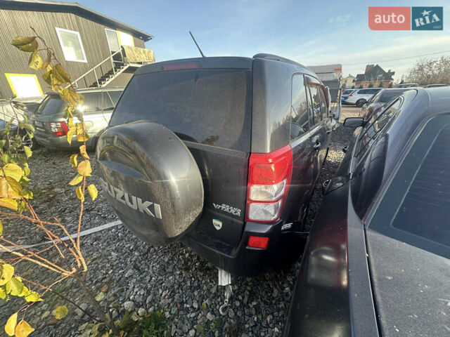 Черный Сузуки Гранд Витара, объемом двигателя 2 л и пробегом 240 тыс. км за 2900 $, фото 4 на Automoto.ua