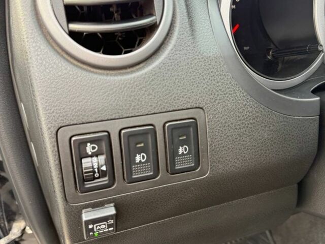 Чорний Сузукі Гранд Вітара, об'ємом двигуна 2.4 л та пробігом 198 тис. км за 7900 $, фото 11 на Automoto.ua