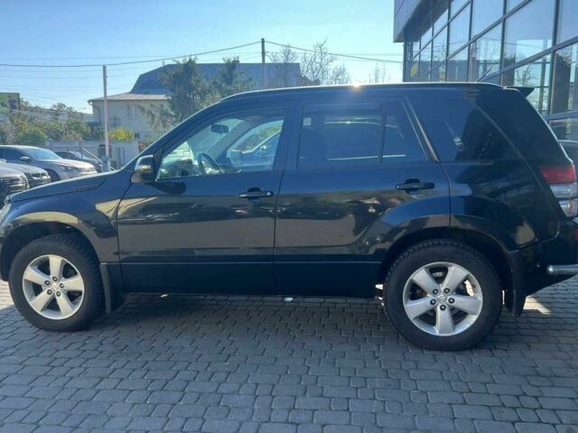 Чорний Сузукі Гранд Вітара, об'ємом двигуна 2.4 л та пробігом 290 тис. км за 6100 $, фото 3 на Automoto.ua