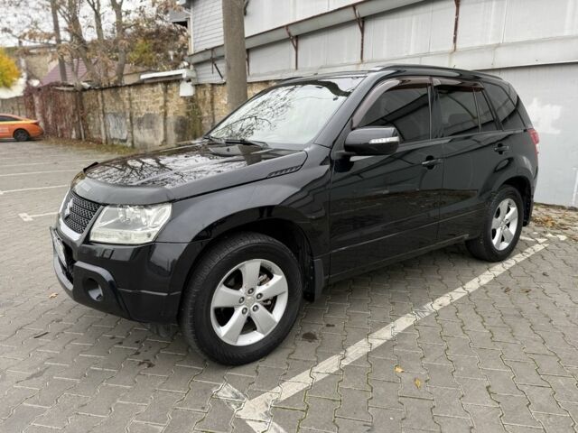 Чорний Сузукі Гранд Вітара, об'ємом двигуна 2.4 л та пробігом 135 тис. км за 8100 $, фото 1 на Automoto.ua