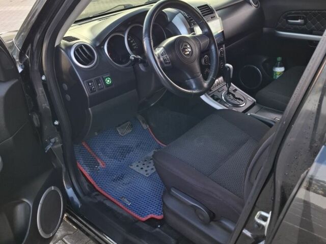 Сузуки Гранд Витара 2008 в Южное на Automoto.ua Черный Сузуки Гранд Витара, объемом двигателя 2.4 л и пробегом 142 тыс. км за 7600 $, фото 7 на Automoto.ua