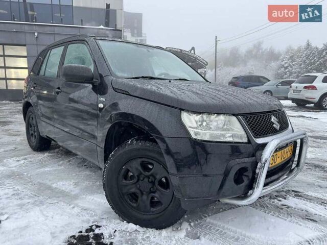 Чорний Сузукі Гранд Вітара, об'ємом двигуна 1.9 л та пробігом 281 тис. км за 4550 $, фото 1 на Automoto.ua