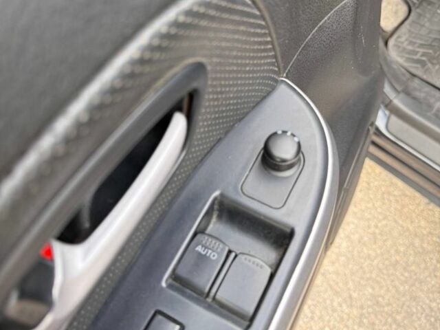 Чорний Сузукі Гранд Вітара, об'ємом двигуна 2.4 л та пробігом 198 тис. км за 7900 $, фото 12 на Automoto.ua