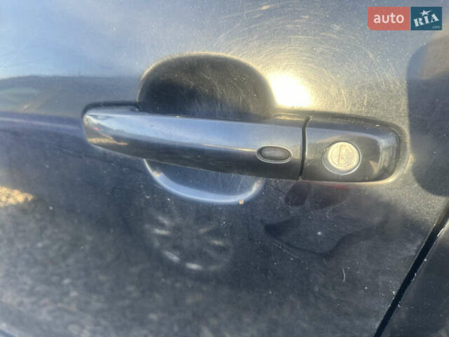 Черный Сузуки Гранд Витара, объемом двигателя 2 л и пробегом 240 тыс. км за 2900 $, фото 6 на Automoto.ua