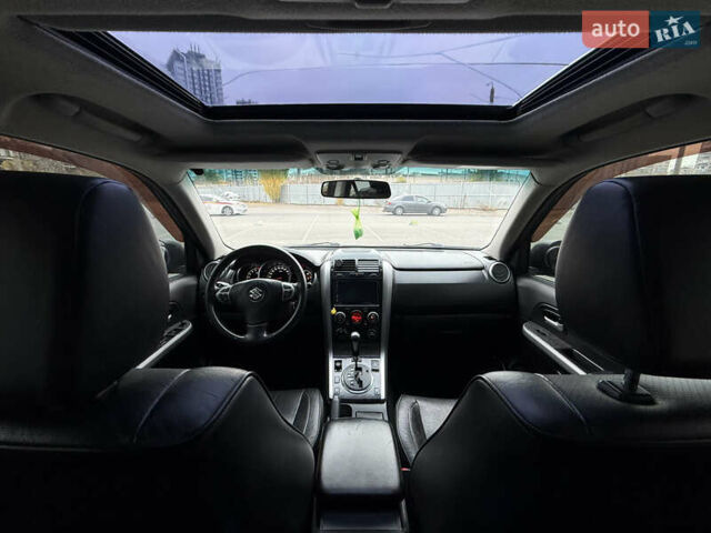 Чорний Сузукі Гранд Вітара, об'ємом двигуна 2.4 л та пробігом 135 тис. км за 8100 $, фото 11 на Automoto.ua