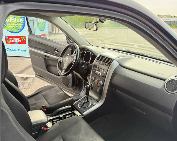 Чорний Сузукі Гранд Вітара, об'ємом двигуна 2.39 л та пробігом 198 тис. км за 7900 $, фото 8 на Automoto.ua