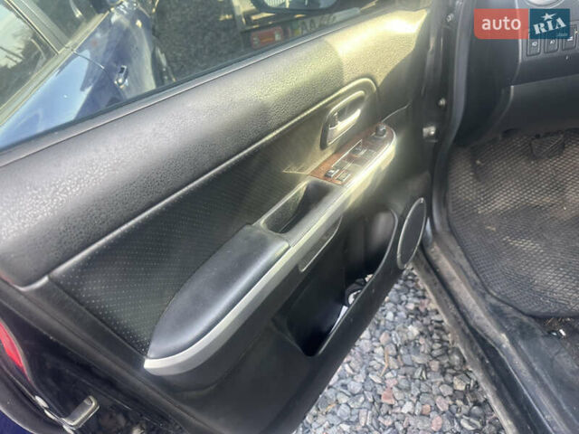Черный Сузуки Гранд Витара, объемом двигателя 2 л и пробегом 240 тыс. км за 2900 $, фото 12 на Automoto.ua