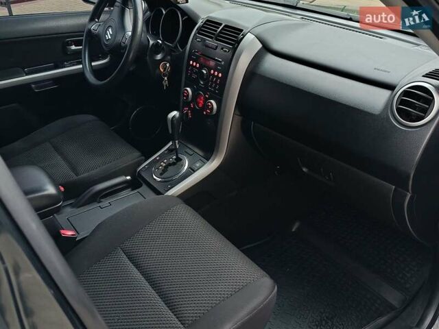 Сузуки Гранд Витара 2008 в Харькове на Automoto.ua Черный Сузуки Гранд Витара, объемом двигателя 2 л и пробегом 231 тыс. км за 7350 $, фото 14 на Automoto.ua