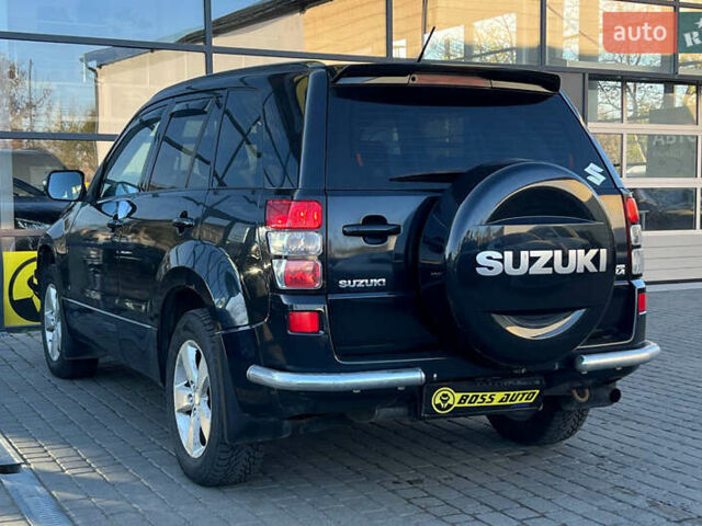 Черный Сузуки Гранд Витара, объемом двигателя 2.39 л и пробегом 290 тыс. км за 6100 $, фото 4 на Automoto.ua