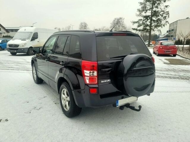 Чорний Сузукі Гранд Вітара, об'ємом двигуна 2.2 л та пробігом 234 тис. км за 3200 $, фото 2 на Automoto.ua