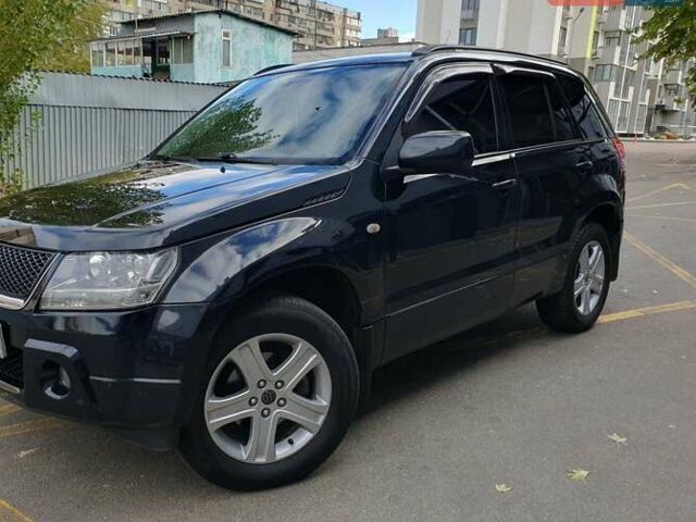 Чорний Сузукі Гранд Вітара, об'ємом двигуна 2 л та пробігом 217 тис. км за 7500 $, фото 1 на Automoto.ua