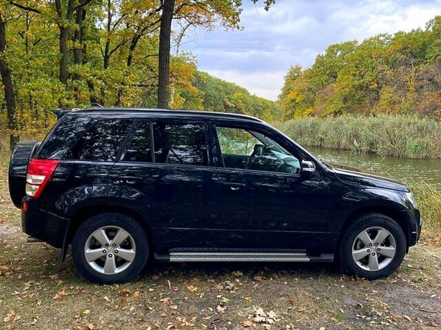 Черный Сузуки Гранд Витара, объемом двигателя 2.4 л и пробегом 169 тыс. км за 8600 $, фото 8 на Automoto.ua