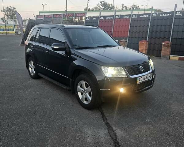 Черный Сузуки Гранд Витара, объемом двигателя 2.4 л и пробегом 175 тыс. км за 11500 $, фото 12 на Automoto.ua