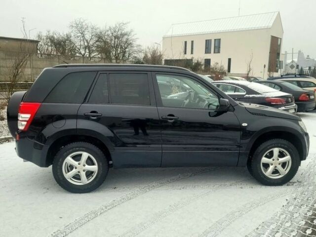 Чорний Сузукі Гранд Вітара, об'ємом двигуна 2.2 л та пробігом 234 тис. км за 3200 $, фото 6 на Automoto.ua