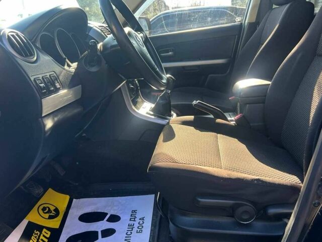 Чорний Сузукі Гранд Вітара, об'ємом двигуна 2.4 л та пробігом 290 тис. км за 6100 $, фото 12 на Automoto.ua