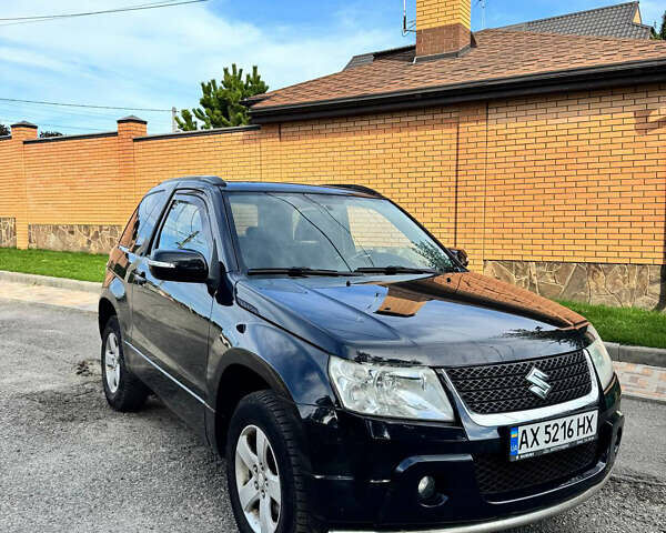 Чорний Сузукі Гранд Вітара, об'ємом двигуна 2.4 л та пробігом 170 тис. км за 8800 $, фото 3 на Automoto.ua