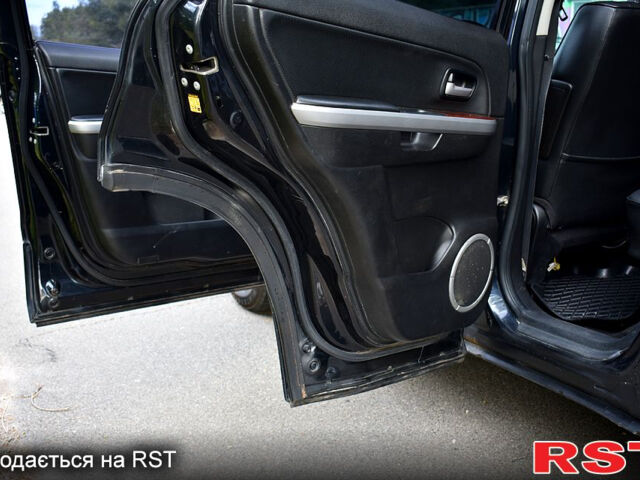 Чорний Сузукі Гранд Вітара, об'ємом двигуна 2 л та пробігом 237 тис. км за 7300 $, фото 11 на Automoto.ua