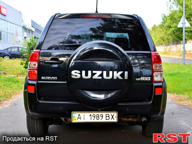 Чорний Сузукі Гранд Вітара, об'ємом двигуна 2 л та пробігом 237 тис. км за 7300 $, фото 1 на Automoto.ua