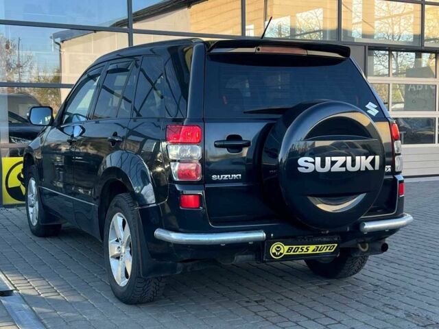 Чорний Сузукі Гранд Вітара, об'ємом двигуна 2.4 л та пробігом 290 тис. км за 6100 $, фото 4 на Automoto.ua