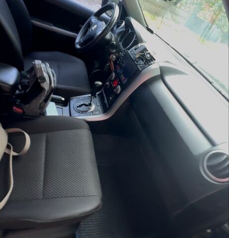 Чорний Сузукі Гранд Вітара, об'ємом двигуна 2.4 л та пробігом 125 тис. км за 8500 $, фото 4 на Automoto.ua