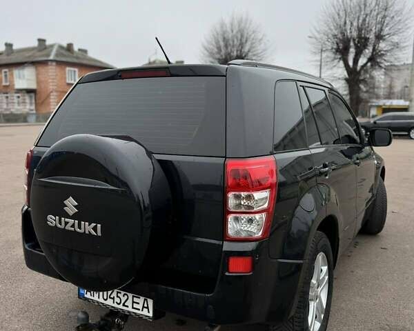 Чорний Сузукі Гранд Вітара, об'ємом двигуна 1.9 л та пробігом 225 тис. км за 7800 $, фото 5 на Automoto.ua