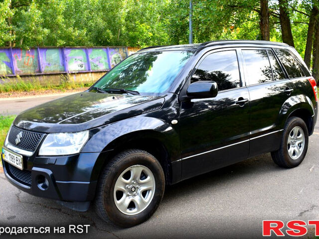 Чорний Сузукі Гранд Вітара, об'ємом двигуна 2 л та пробігом 237 тис. км за 7300 $, фото 3 на Automoto.ua