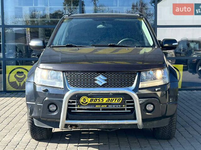Черный Сузуки Гранд Витара, объемом двигателя 2.39 л и пробегом 290 тыс. км за 6100 $, фото 1 на Automoto.ua