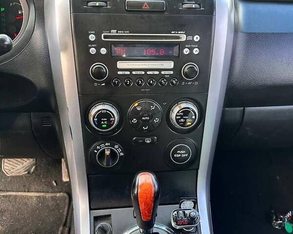 Сузукі Гранд Вітара 2008 у Львові на Automoto.ua Чорний Сузукі Гранд Вітара, об'ємом двигуна 2 л та пробігом 160 тис. км за 7400 $, фото 9 на Automoto.ua