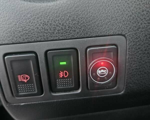 Черный Сузуки Гранд Витара, объемом двигателя 2.4 л и пробегом 175 тыс. км за 11500 $, фото 23 на Automoto.ua