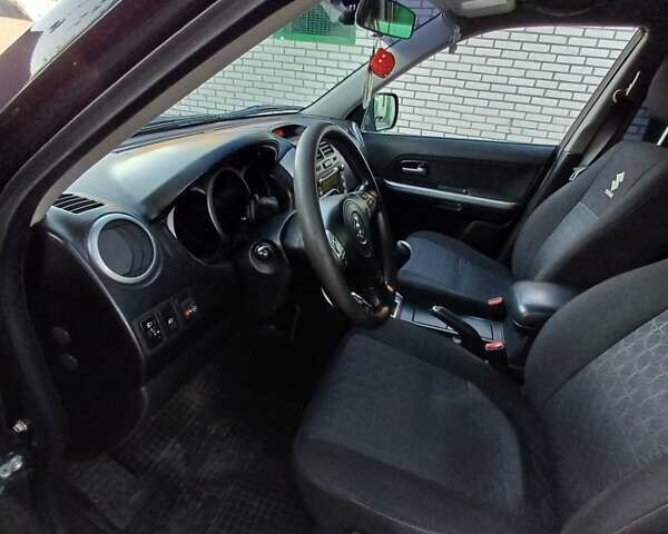 Сузуки Гранд Витара 2008 в Виннице на Automoto.ua Черный Сузуки Гранд Витара, объемом двигателя 2 л и пробегом 187 тыс. км за 7500 $, фото 10 на Automoto.ua