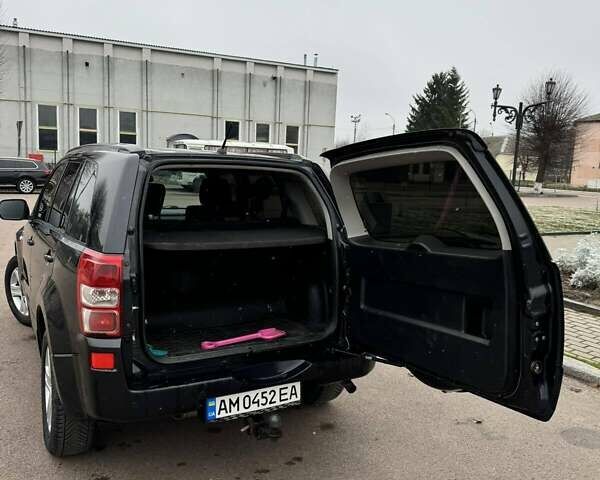 Чорний Сузукі Гранд Вітара, об'ємом двигуна 1.9 л та пробігом 225 тис. км за 7800 $, фото 7 на Automoto.ua
