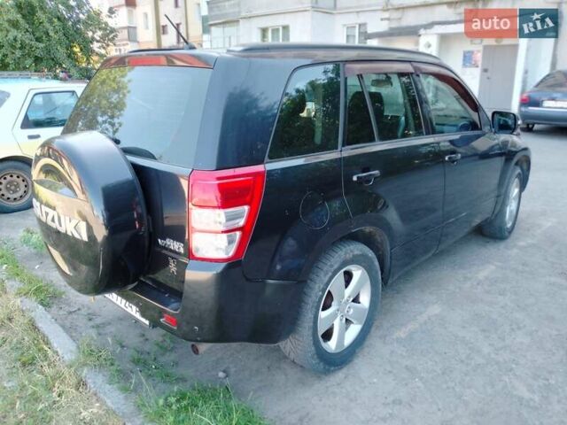 Черный Сузуки Гранд Витара, объемом двигателя 2.4 л и пробегом 150 тыс. км за 10300 $, фото 3 на Automoto.ua