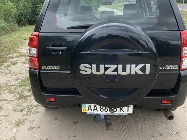 Сузуки Гранд Витара 2010 в Киеве на Automoto.ua Черный Сузуки Гранд Витара, объемом двигателя 2.4 л и пробегом 188 тыс. км за 10500 $, фото 2 на Automoto.ua