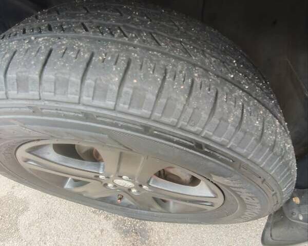 Чорний Сузукі Гранд Вітара, об'ємом двигуна 2.4 л та пробігом 328 тис. км за 9900 $, фото 16 на Automoto.ua