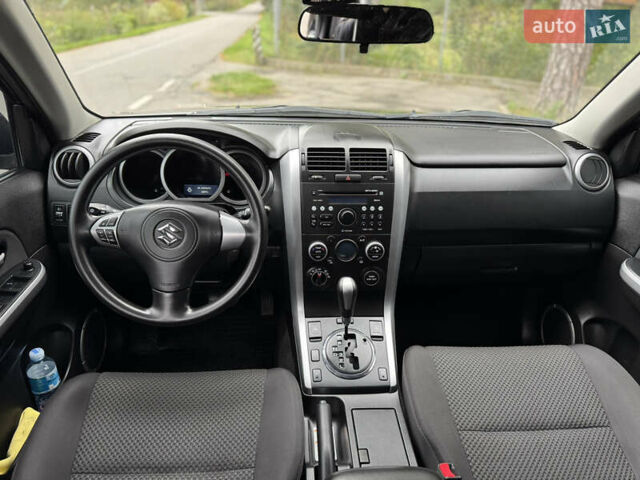 Сузуки Гранд Витара 2011 в Виннице на Automoto.ua Черный Сузуки Гранд Витара, объемом двигателя 2.4 л и пробегом 78 тыс. км за 11500 $, фото 22 на Automoto.ua
