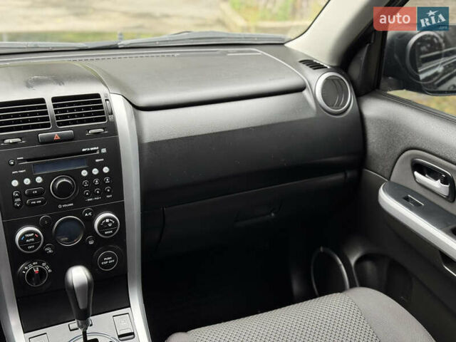Сузуки Гранд Витара 2011 в Виннице на Automoto.ua Черный Сузуки Гранд Витара, объемом двигателя 2.4 л и пробегом 78 тыс. км за 11500 $, фото 25 на Automoto.ua